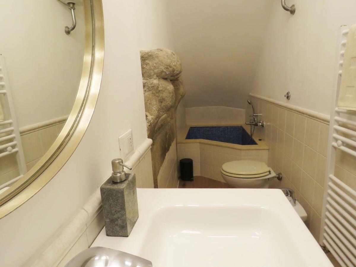 Casa Del Moro - Romantic Loft In Trastevere Ngoại thất bức ảnh